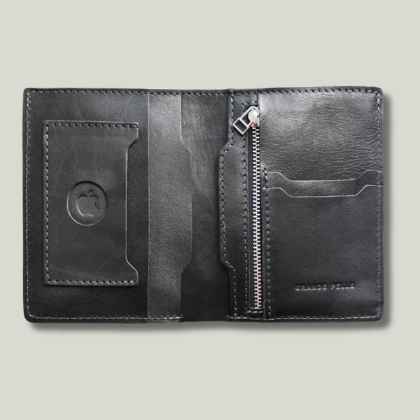 Wallet with AirTag Compartment