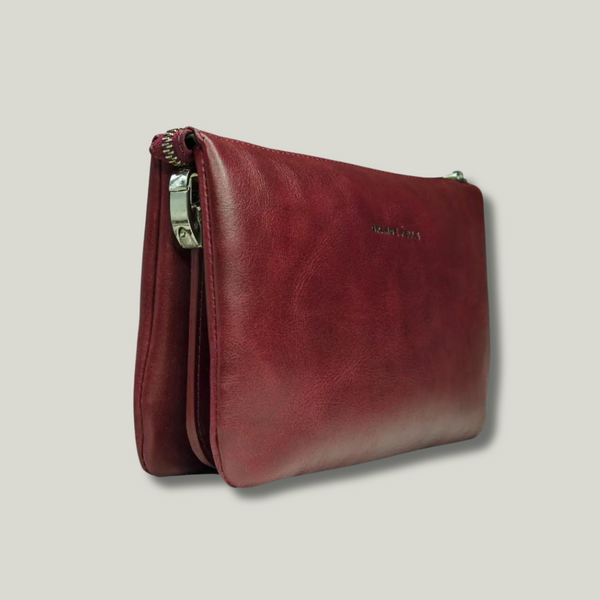 Women&rsquo;s Clutch with Shoulder Strap, Cherry